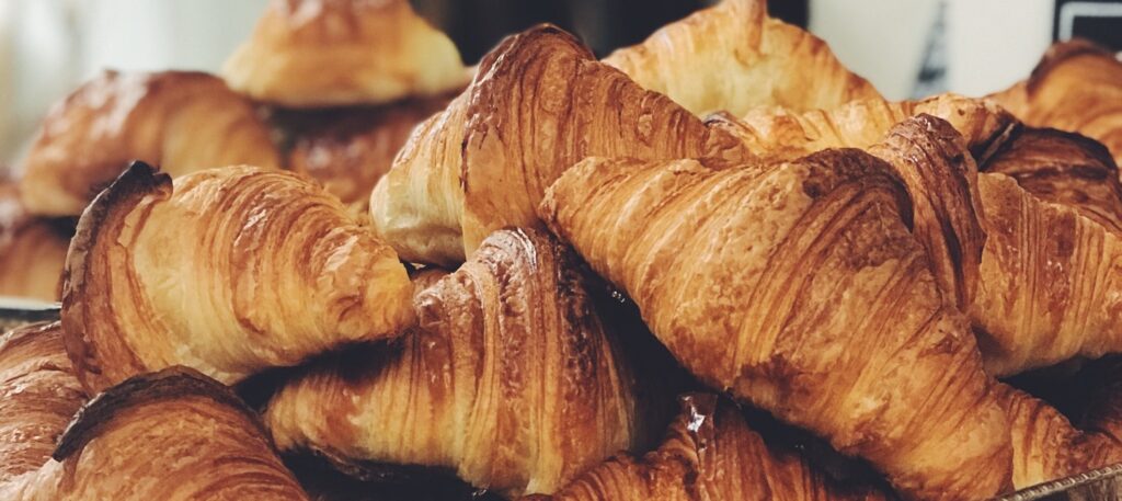 croissant x crompouce
