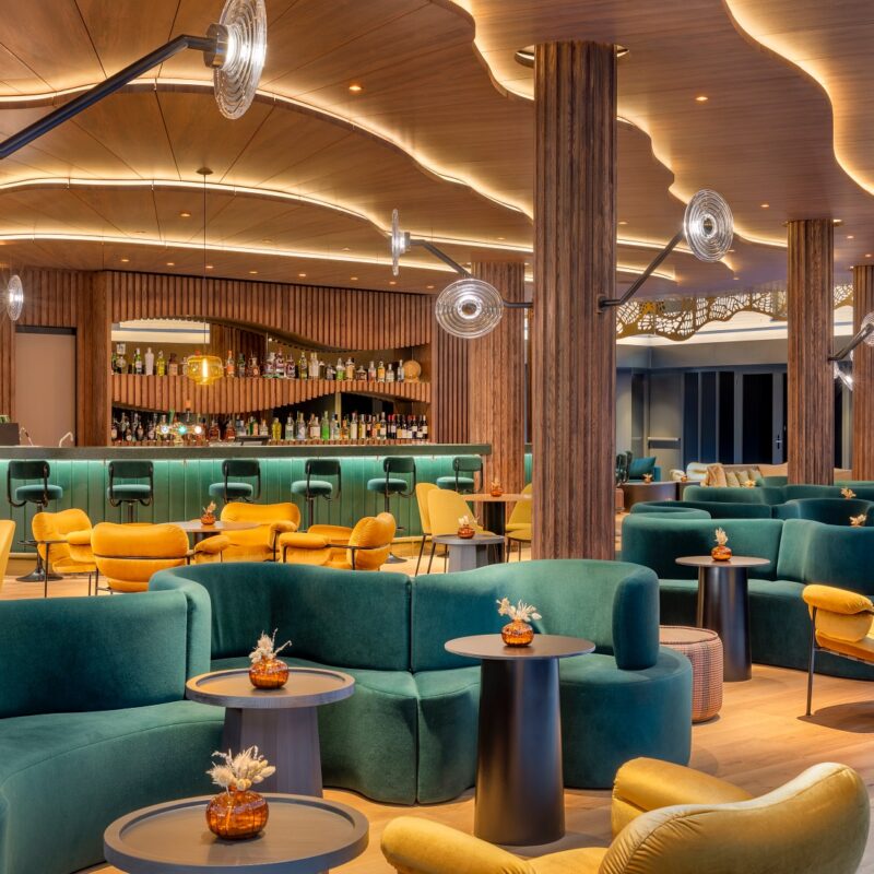 Specht Bar & Lounge