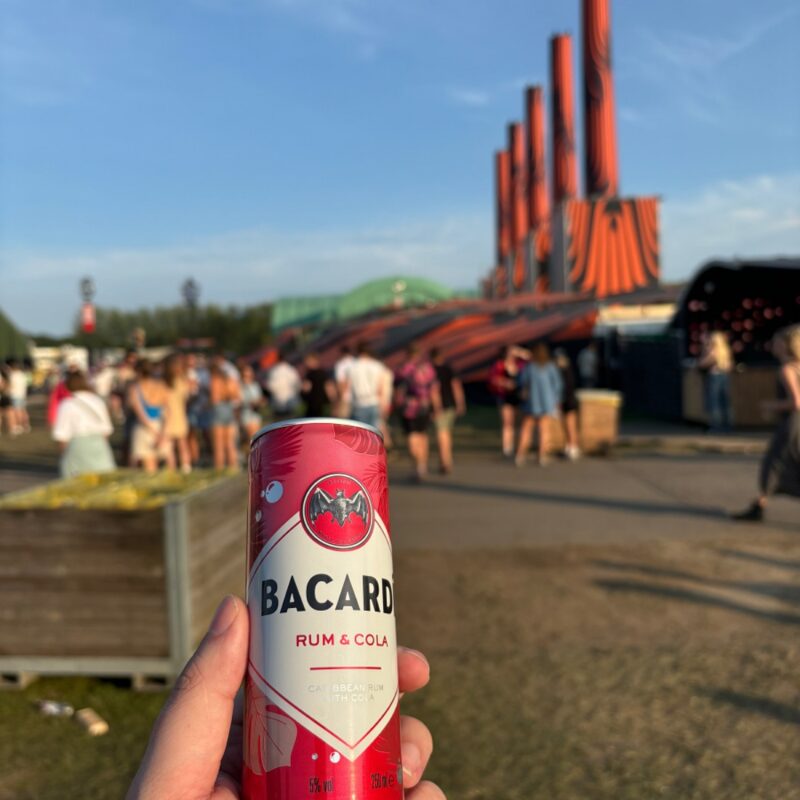 Lowlands x Bacardí